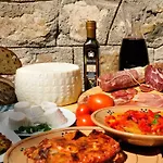 Farm stay La Dimora Dei Cavalieri