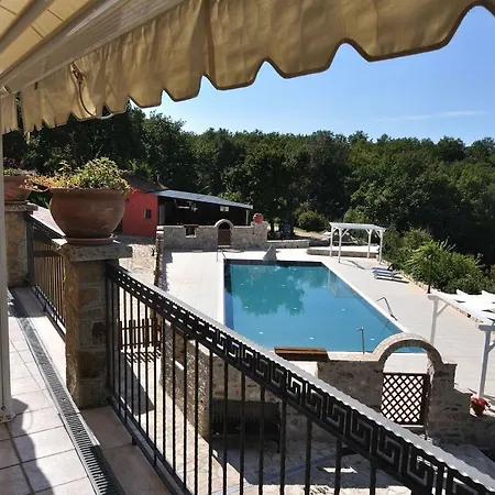 La Dimora Dei Cavalieri Farm stay *