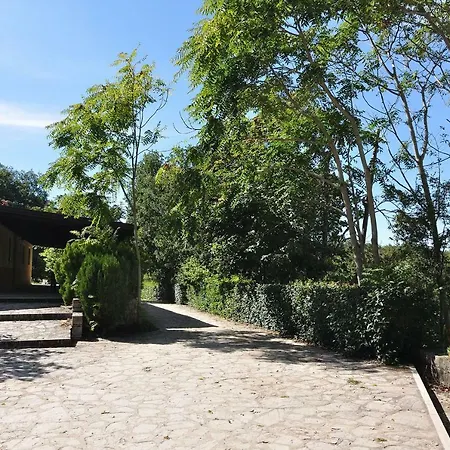 Alloggio per agriturismo La Dimora Dei Cavalieri